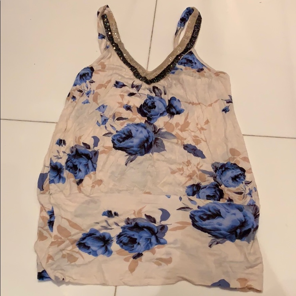 Floral Tank Size M